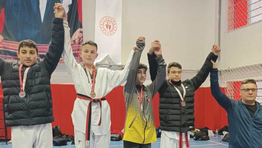 Şehit Mücahit Erbaş İmam Hatip Ortaokulu Taekwondo İl Birinciliği