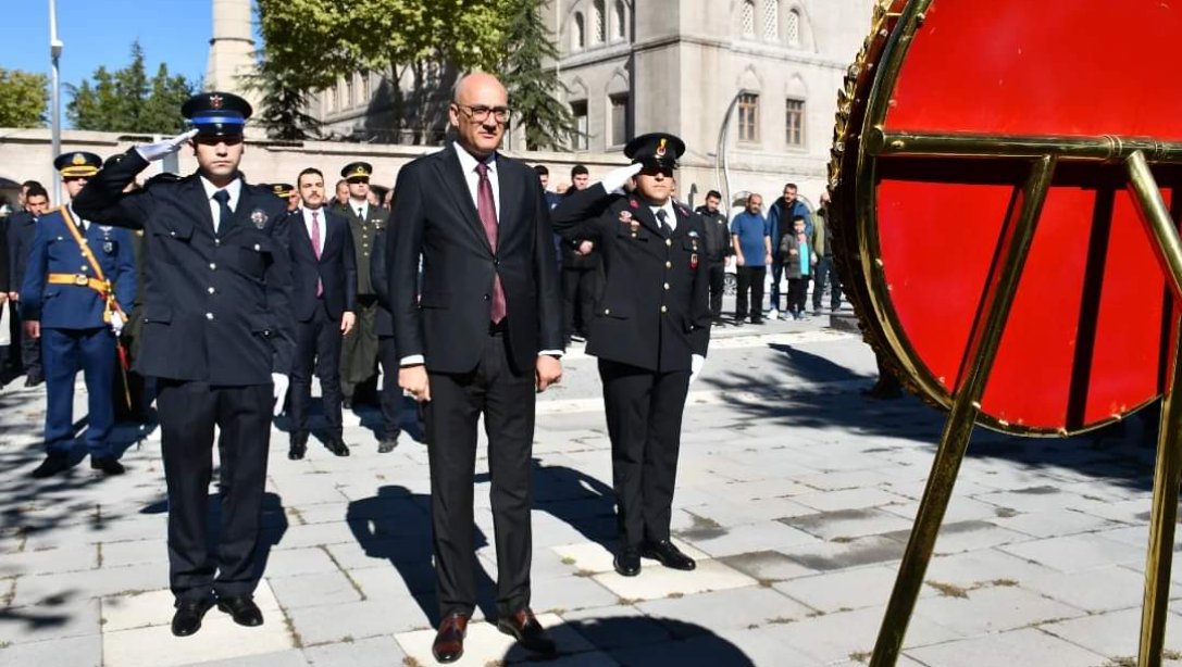 Cumhuriyetimizin Kuruluşunun 101. Yıl Dönümü Çelenk Sunma Töreni 