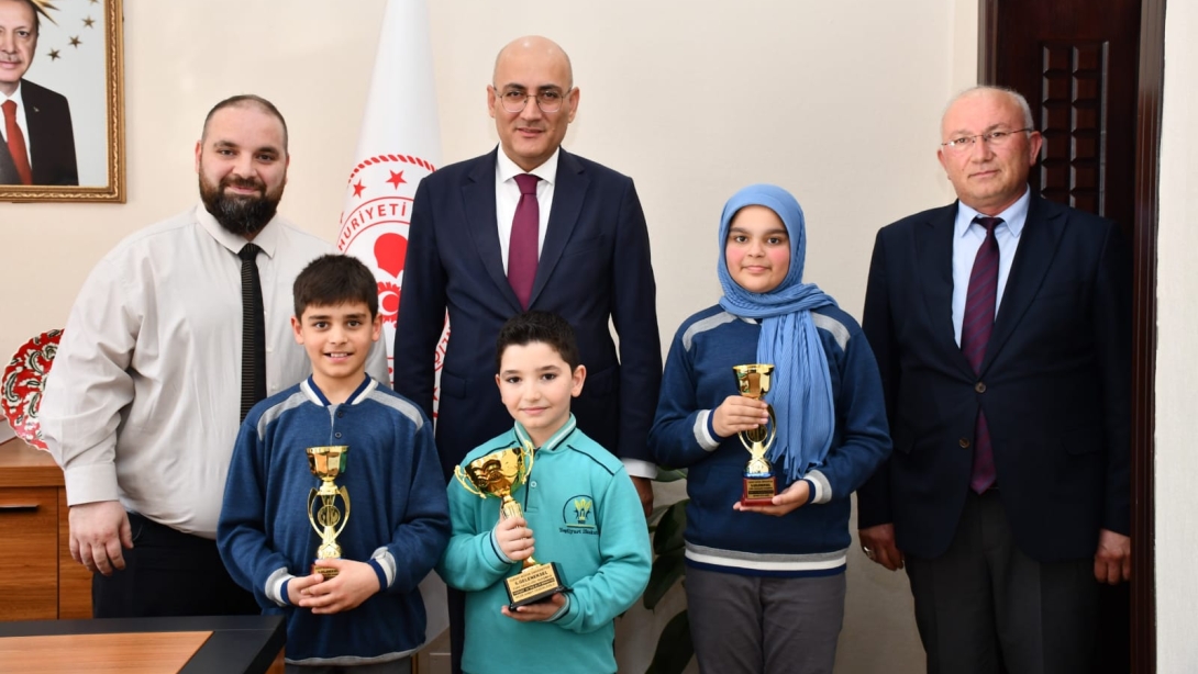 Bozok Üniversitesi 6. Geleneksel Türk Okçuluk Yarışmasındaki Öğrencilerimizin Başarısı